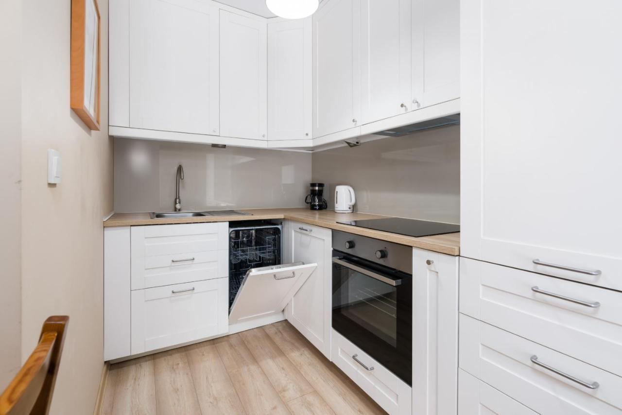Czarnieckiego Apartment With Balcony Poznan By Noclegi Renters Esterno foto